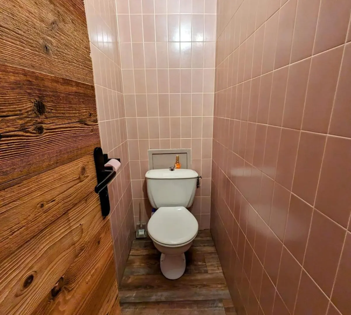 Superbe Appartement Au Pied Des Pistes -Le Chamois Les Deserts  0*, Les Deserts (Savoie)